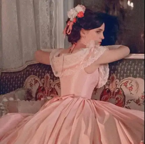 臭宝换微信头像啦