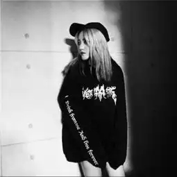 好看的侧脸黑白女生头像