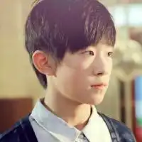 qq头像易烊千玺帅气