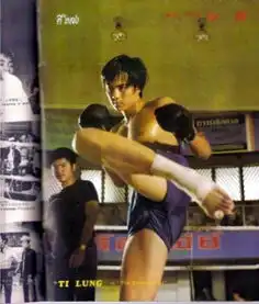 封面八卦他和余安安当金童玉女,又和张曼玉成模范情侣,老版三少爷的秘密太多了