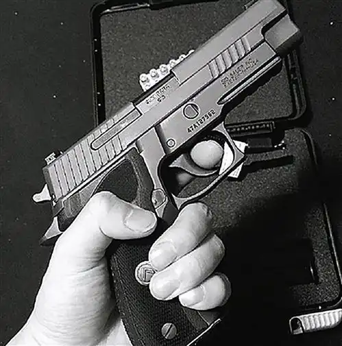 许德勇伏法记因赌博而抢劫,十几岁就开始盗窃