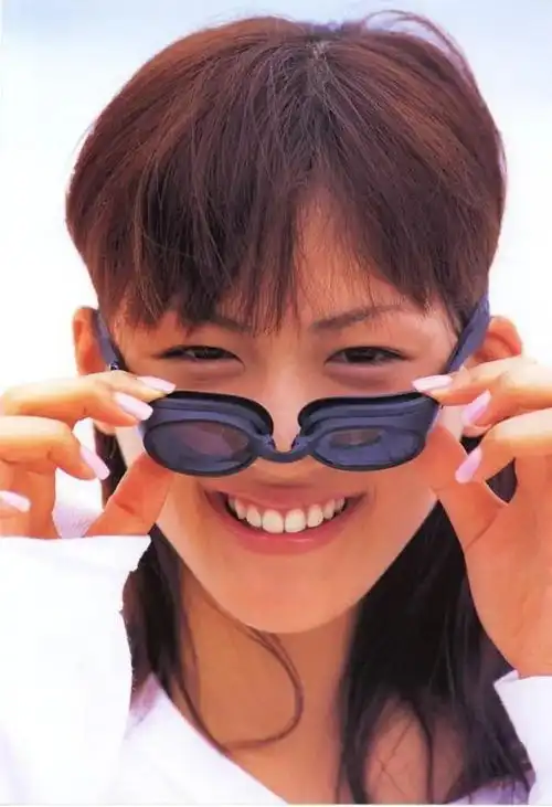 治愈系美女绫濑遥birthinbali写真大赏
