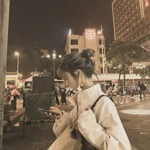 女生头像气质头像,我用了半生陪男孩长大