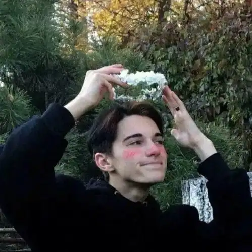 男生头像快来换头像