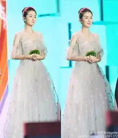 湖蓝诗西装鹿眼镜陈尖叫之夜明星造型大盘点,你要为谁尖叫