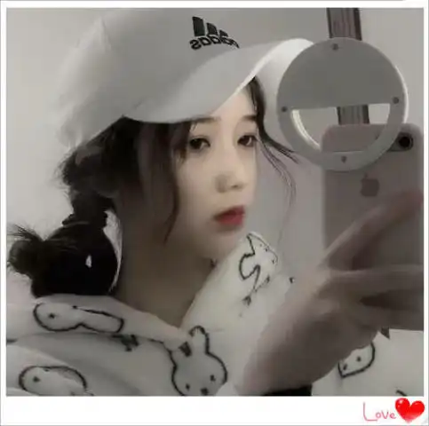 最近火了劝诫女生头像爱情这东西,不可言不可研不可验