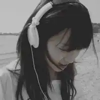 qq头像女生戴耳机刘海戴耳机的女生头像
