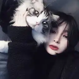 像我这样冲动的女孩就应该有人狠狠的给我打一笔钱让我冷静冷静