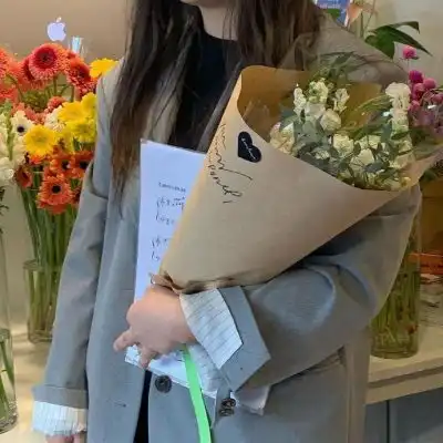 部位捧花系列头像我们都不完美女生头像我要个性网