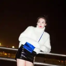 哪里来的时髦仙女搭配,性感又休闲