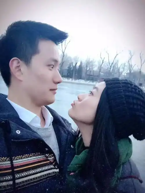 27岁的禁欲系老干部龙哥哥猪大花私访健身天菜