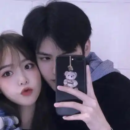 双人情侣头像超甜高清,在阳光下你是我唯一