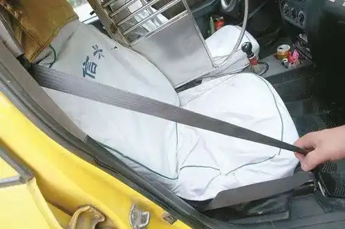 原来车内这几个地方最脏,你肯定都没清理过