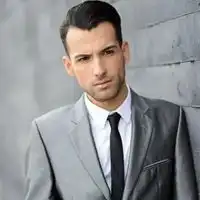 欧美小男孩穿西装头像国外穿西装小男孩头像