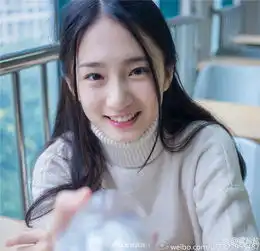 新晋女友王思聪身旁再现网红清纯水嫩姿色好