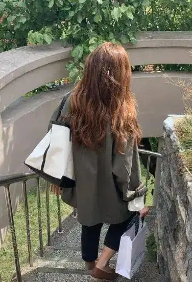 小说氛围感不露脸头像