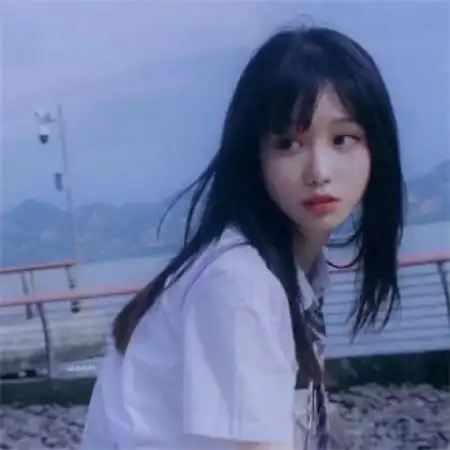 2020微信头像女伤心难过,美女伤心的样子也很美