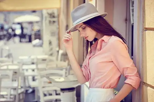 偶像剧主角成为男生喜欢的治愈系女生的三个重点