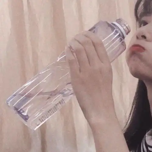 来一组简单的头像