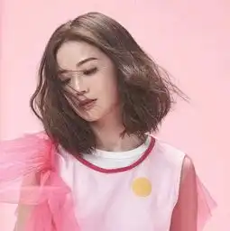 e句话看天下现在连高考状元都这么美貌与智慧并重,你还有资格又废又宅吗