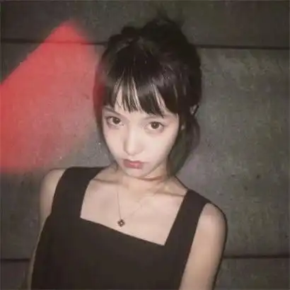 粉色系头像女高冷霸气头