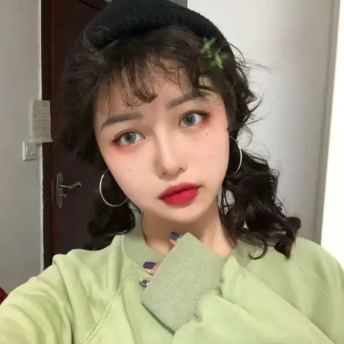 头像八月好看的微信头像,换一张