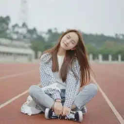 黑色系闺蜜头像女生轻熟