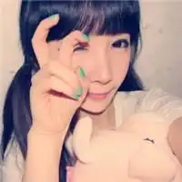 跪求此女的头像系列,找不到告诉我他的名字也可以