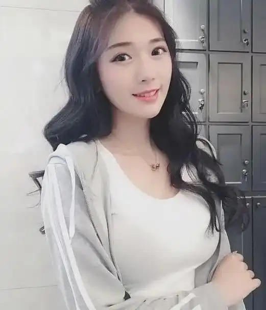 亚洲美女魔鬼身材,妩媚迷人