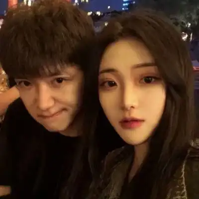 恋爱期间,女生别只会亲亲抱抱,高情商小仙女都这样做,懂