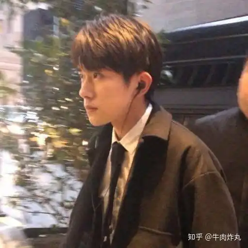 易烊千玺高清图片头像