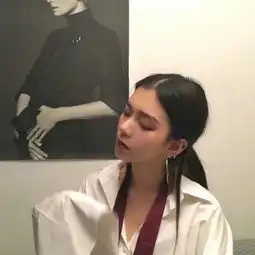 橙色系头像男侧颜女头