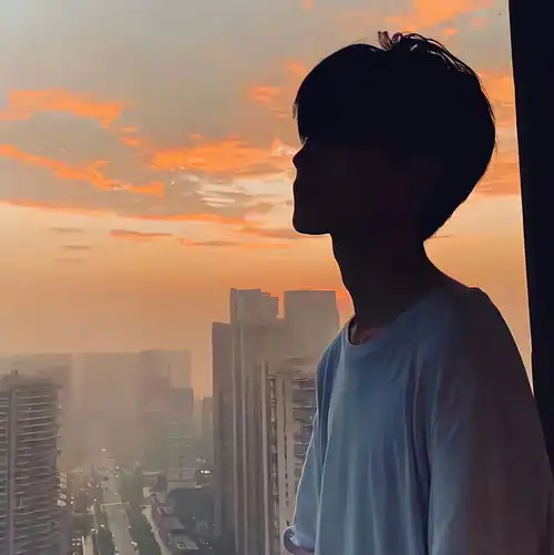 原来你一直在用情头,情侣头像