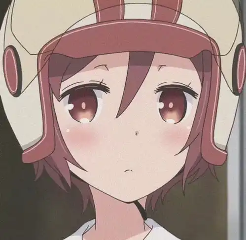 有哪些带摩托车头盔的qq头像