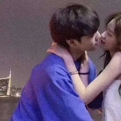 情头婚纱系一左一右真人