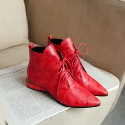 小童马2018秋冬平底尖头女靴子真皮牛皮加绒短靴子大红色婚鞋黑色女