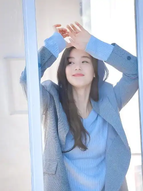 淡颜系女孩这样穿,7套休闲居家穿搭等你来解锁,看着好养眼