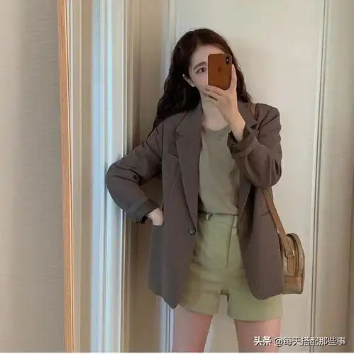2020早春通勤穿搭韩系简约气质风