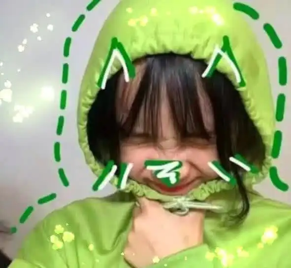 最近火了一种原谅色套图,其实绿色很纯洁,只是被爱情玷污了