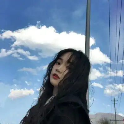 qq系统头像女原始图片伤