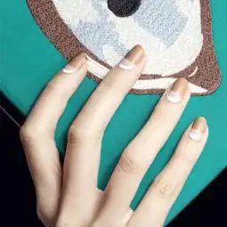 2016夏天最潮美甲图案,前卫清新耍酷都ok