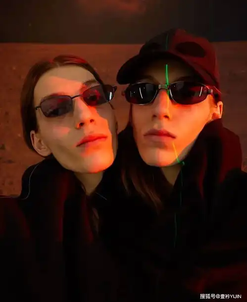 adererrorxzara年底最值得冲的联名系列谁能不爱这克莱因蓝