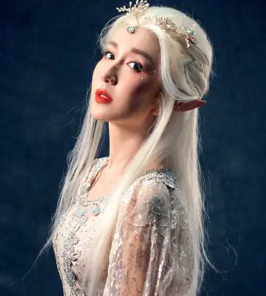 女星绝美精灵造型,刘亦菲温柔,娄艺潇仙气灵动,baby可盐可甜绝绝子