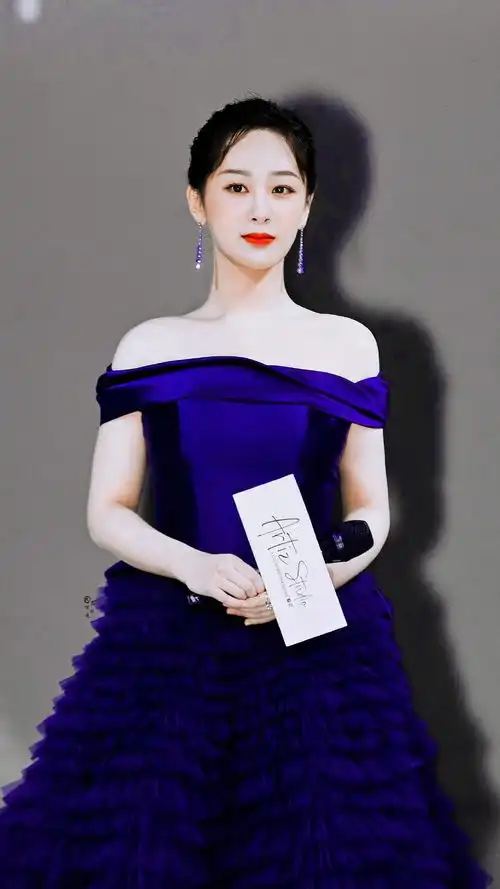 杨紫壁纸世界上好的语句太多,都不足够形容你