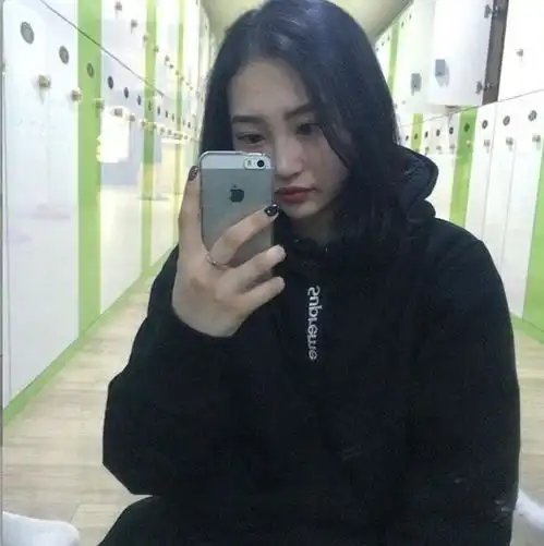 二呆辞女生头像韩系女头女头chenci