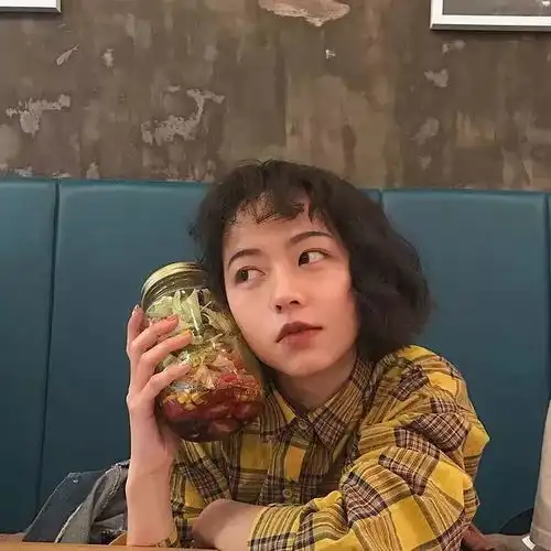 选对发型黑发也可以很洋气