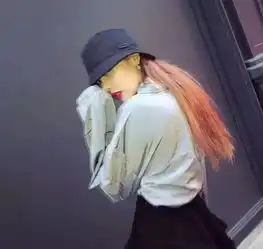 潮流传说中的水蜜桃女孩,都是这样穿衬衫裙子