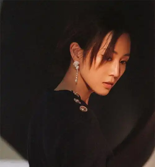 众星时尚盛典比美杨幂刘诗诗同框亲密,宋茜秀蛮腰,张钧甯飒