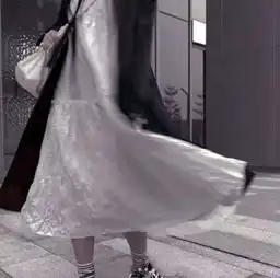 超火零零后部位女头为了好看的衣服,值得的人,要努力