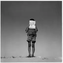 他与森山大道荒木经惟齐名,却差点被国人忽视